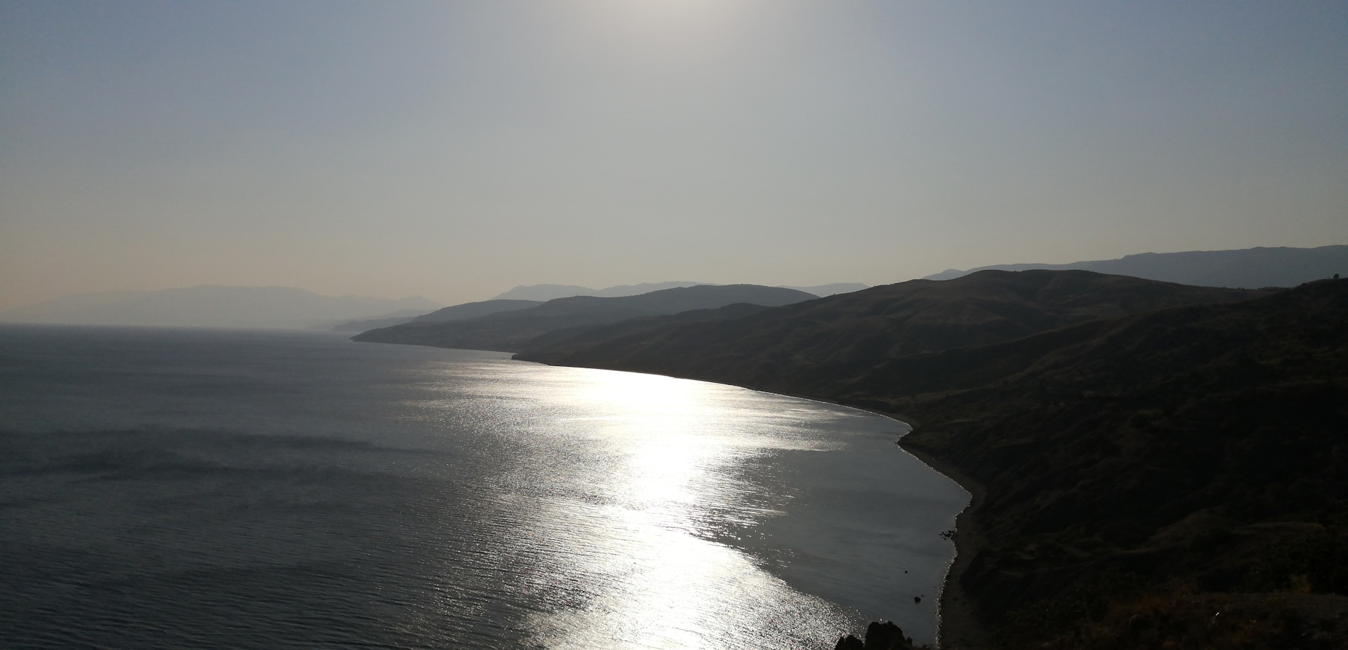 Село приветное крым. Крым Алушта село Приветное. Погранзастава Приветное Крым Алушта. Приветное с высоты. Приветное Крым дискотека.