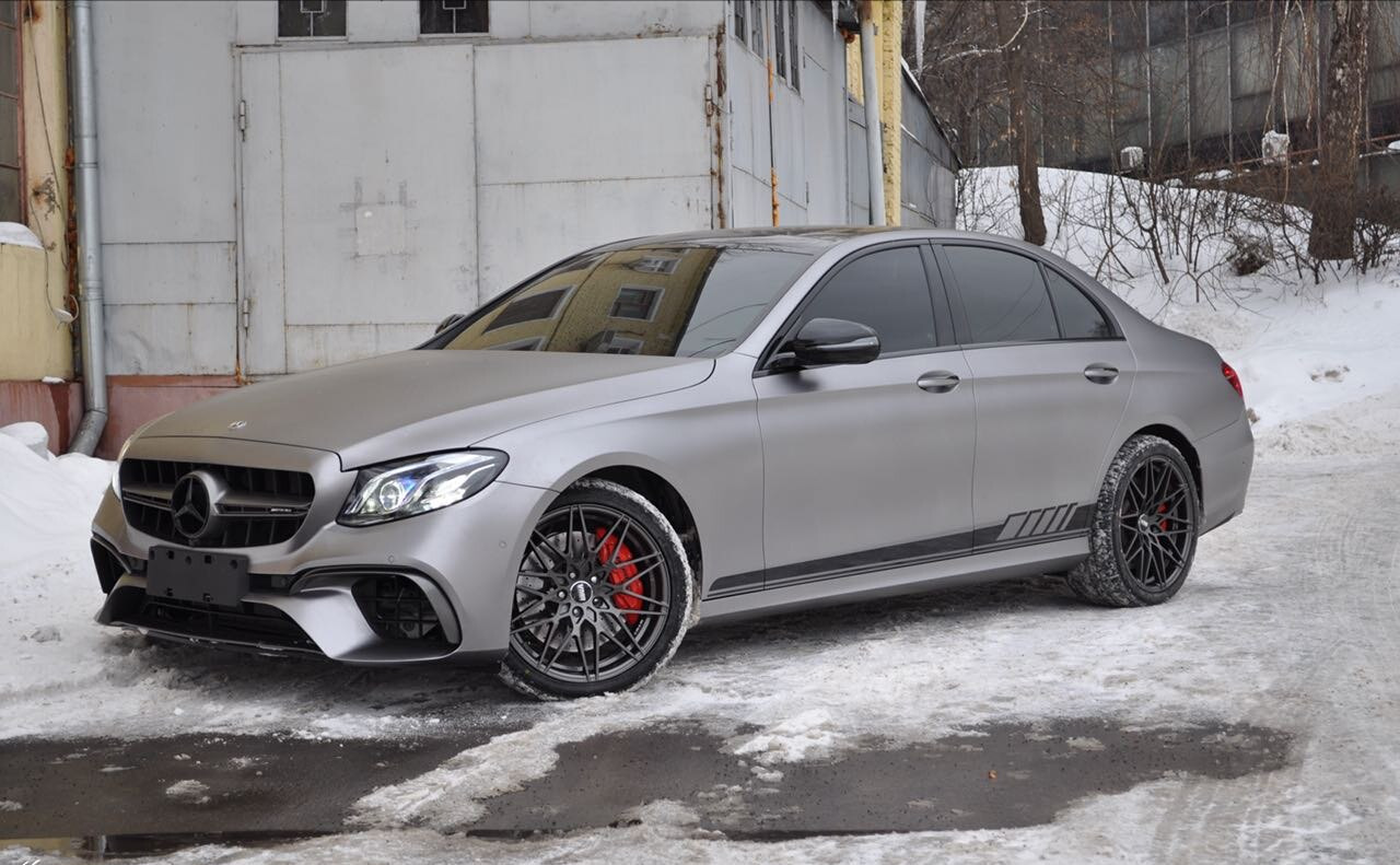 E63s AMG зима