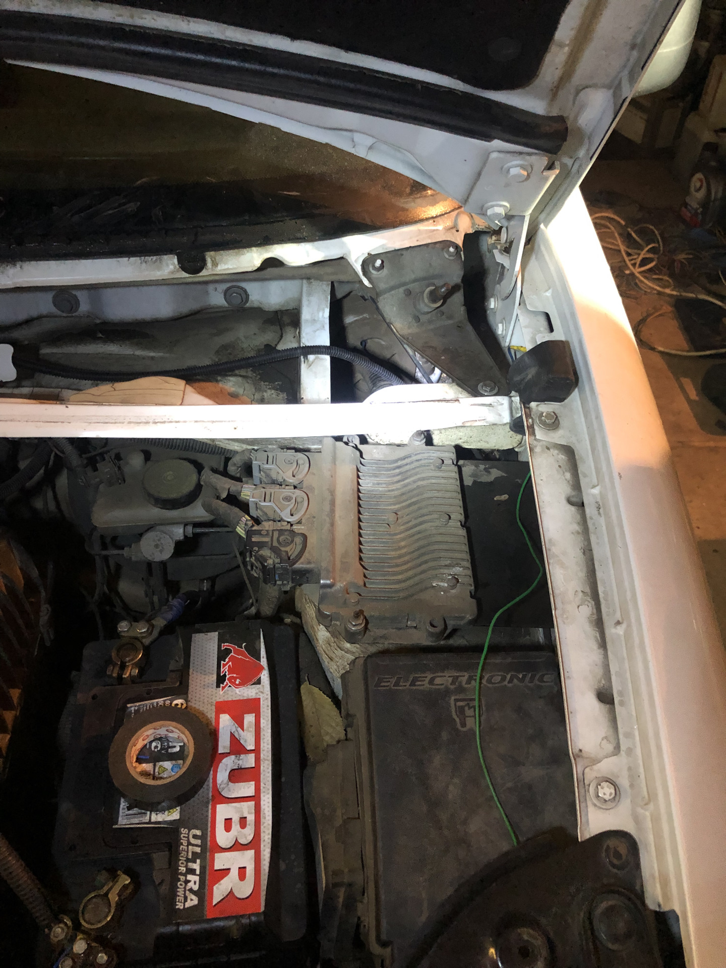 Установка дополнительных фар ближнего света — Peugeot Partner Tepee, 1 ...