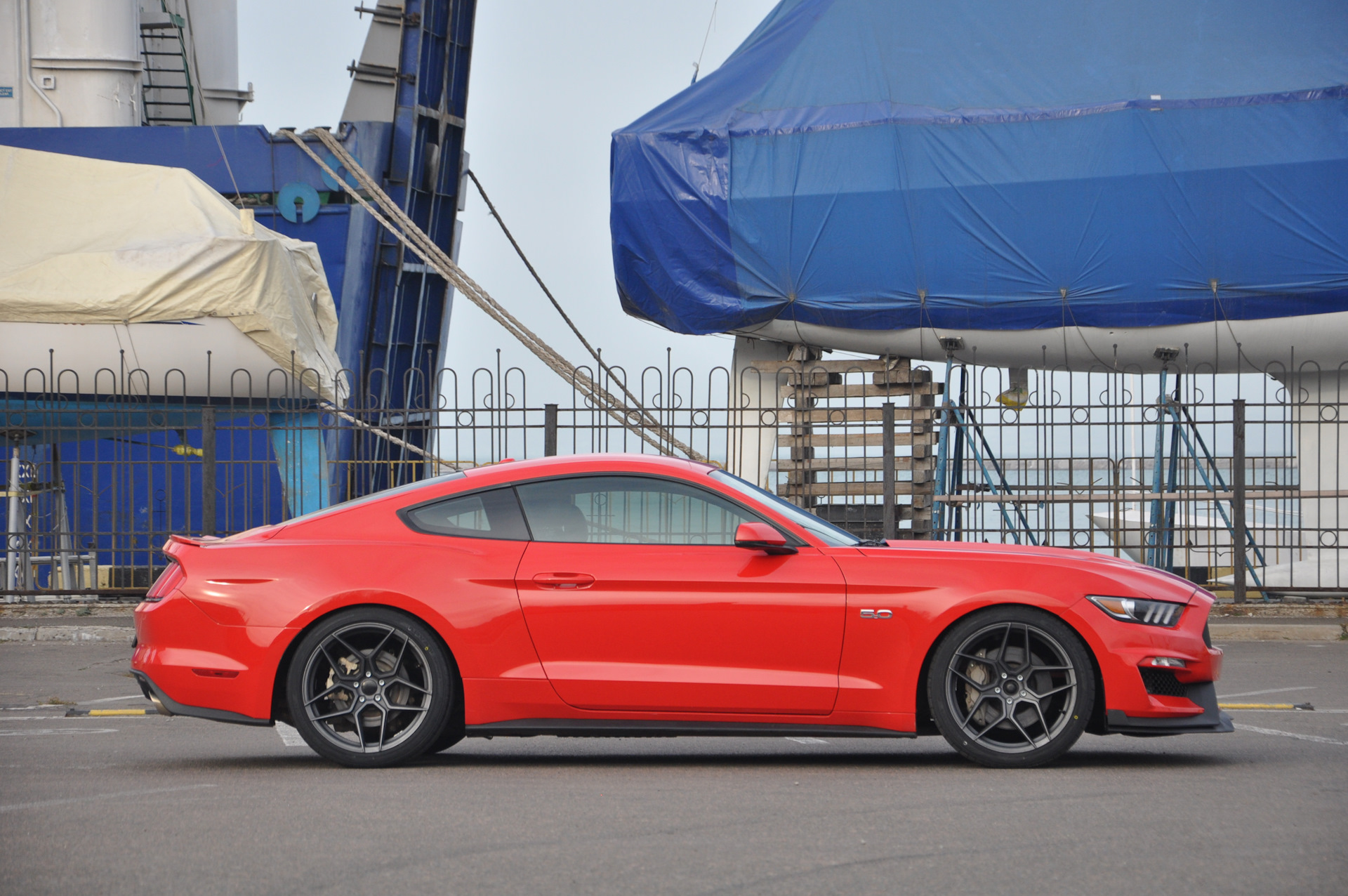 Фото 1 — Ford Mustang (6G), 5 л, 2017 года фотография DRIVE2