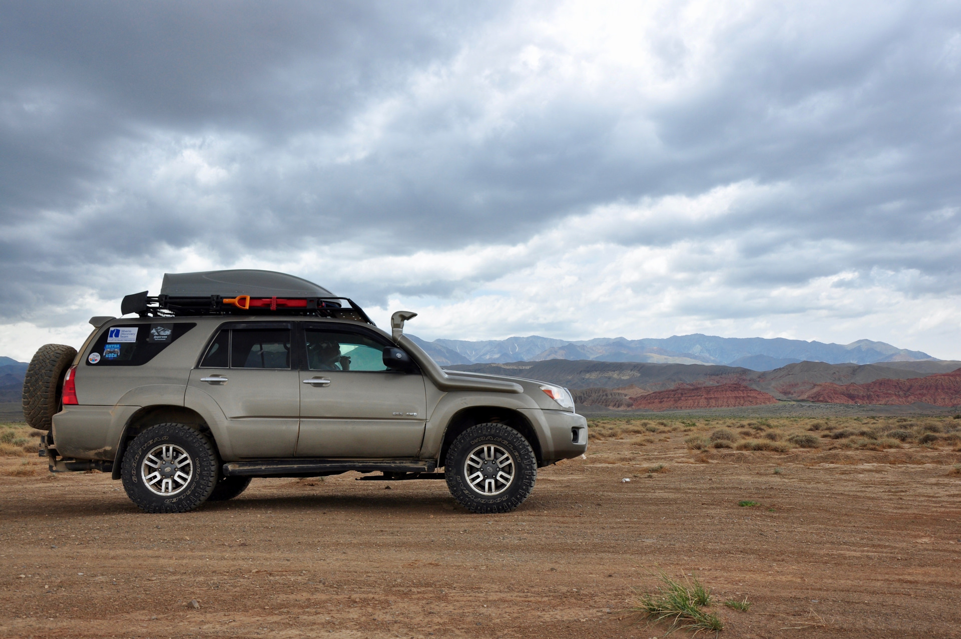 4runner. Тойота 4 раннер 215. Toyota 4runner 2007. Тойота 4 раннер 2007. Тойота 4runner 215 кузов.