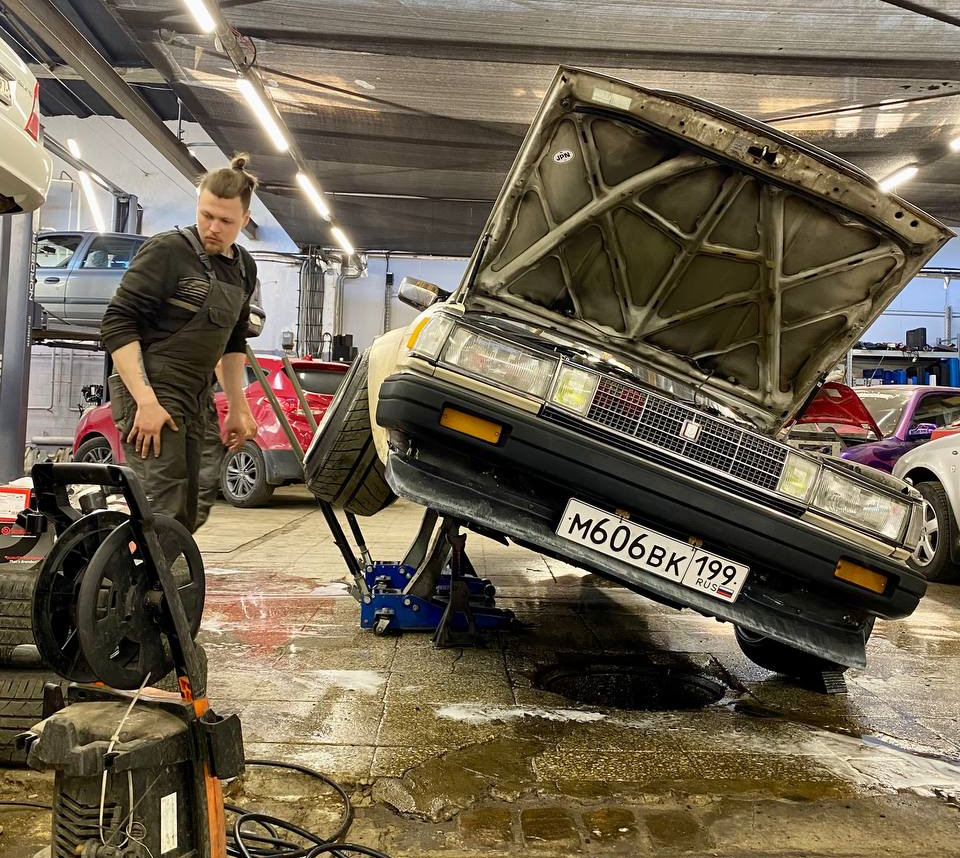 Фото в бортжурнале Toyota Mark II (70)