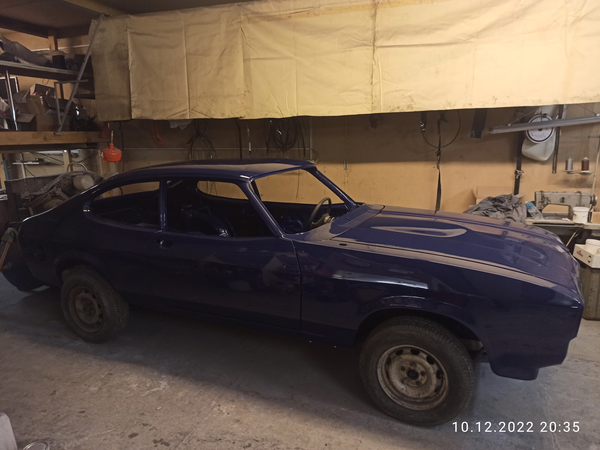 Ford Capri салон