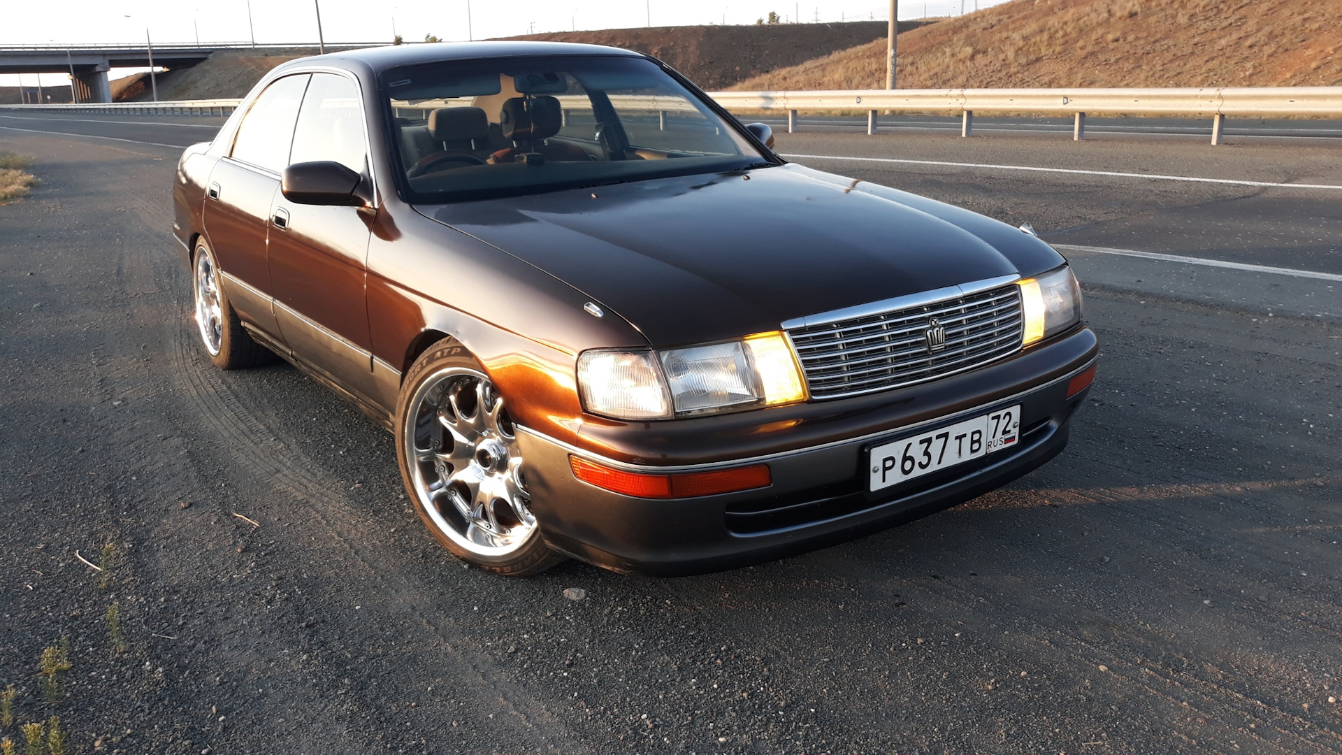 Краун 140. Toyota Crown s140. Тойота Краун 1993. Toyota Crown s140 диски. Crown s140 обвес.