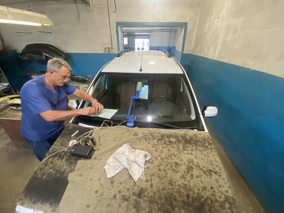 Ремонт лобового — Lada Largus Cross, 1,6 л, 2020 года | визит на сервис ...