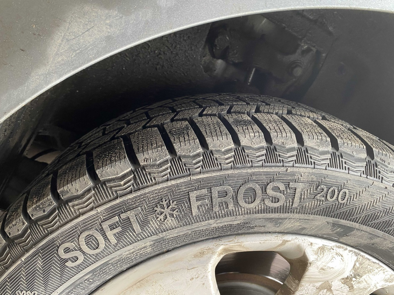 Gislaved soft frost 200 r16. Gislaved Soft Frost 200. Гиславед софт Фрост 200 липучка. Gislaved 0348163. Gislaved Soft Frost где посмотреть год выпуска.