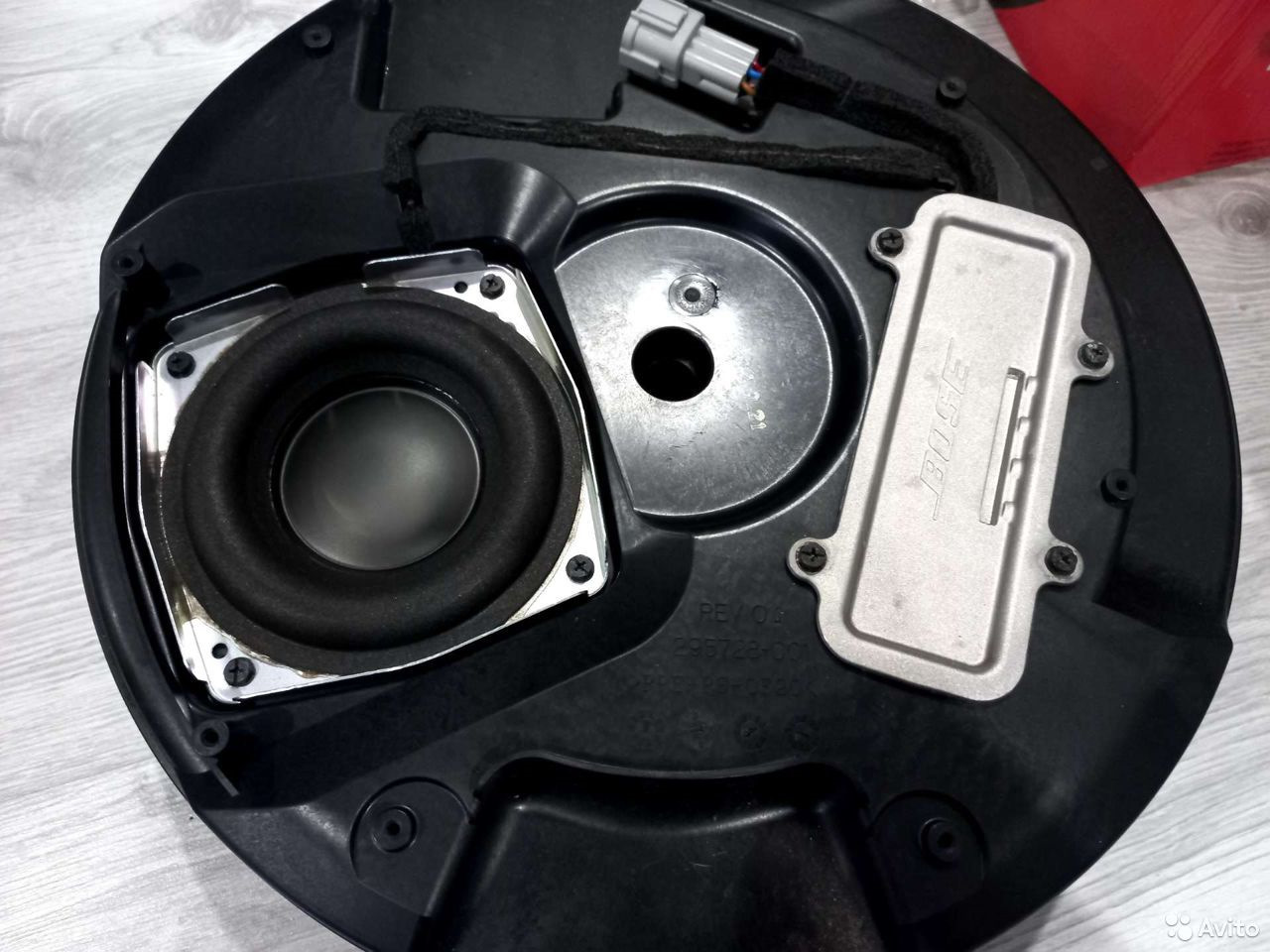 сабвуфер в колесо BOSE — Opel Antara, 3 л, 2012 года | автозвук | DRIVE2