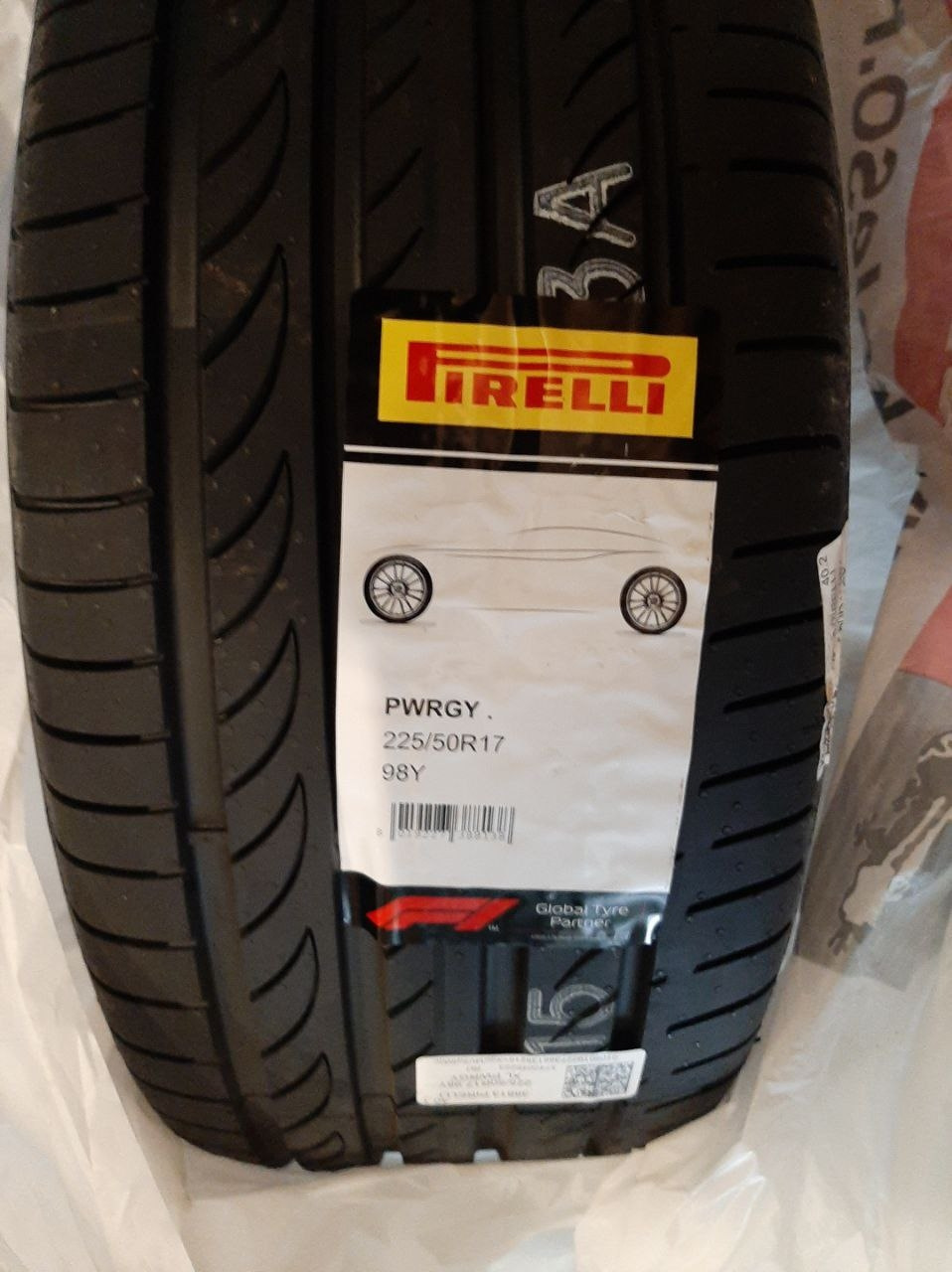 Pirelli powergy. Pirelli Powergy 225/50 r17. Pirelli Powergy 225/55 r17. Pirelli Powergy отзывы. Шина Pirelli Powergy 225/65 r17 106v отзывы.