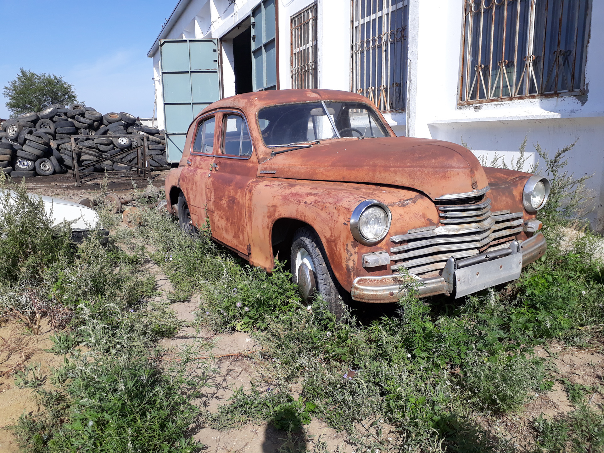 брошенные авто в москве