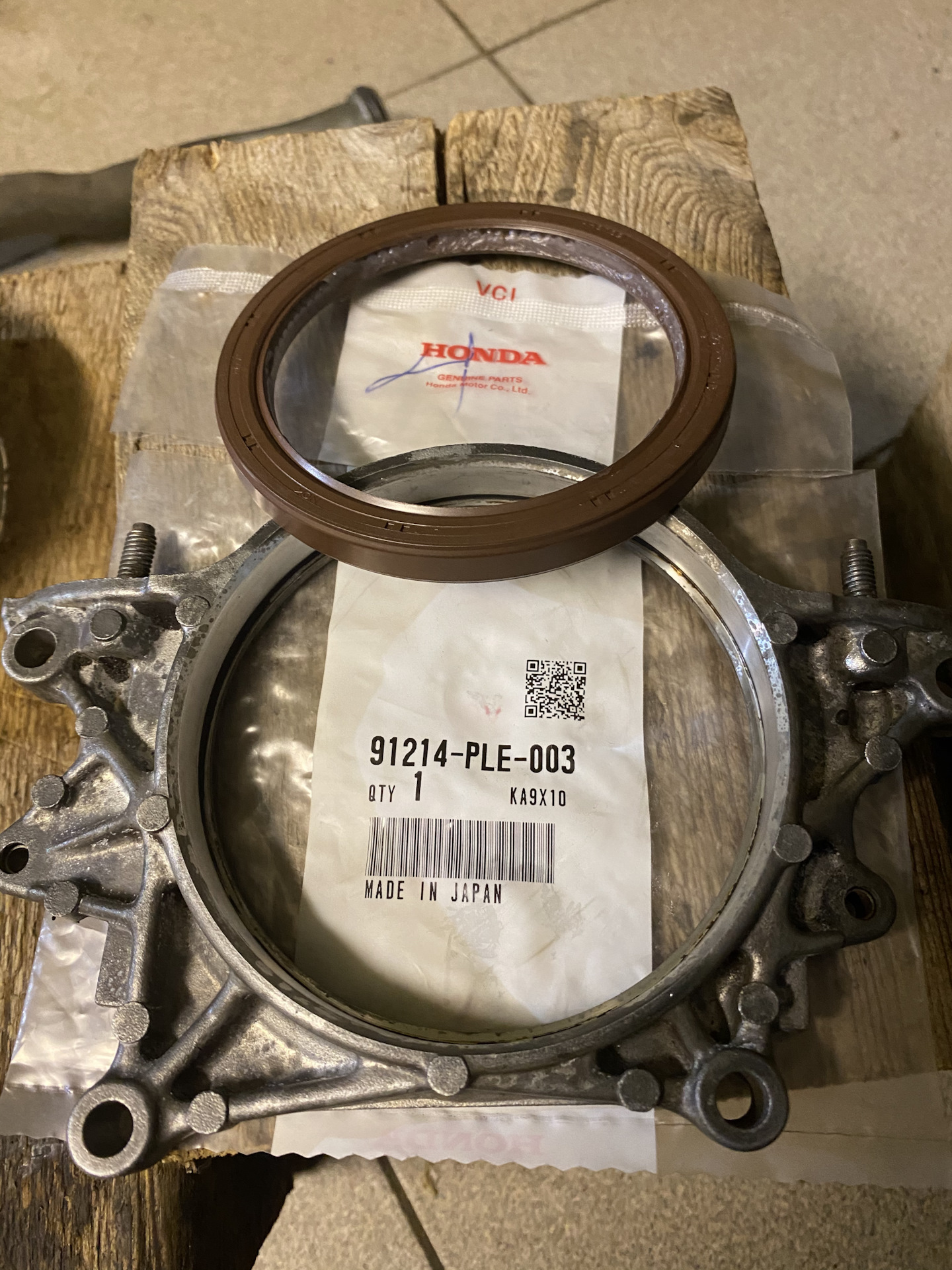 Honda 91214-ple-003. пле 3. Chiz. сальник honda арт. пле 3.