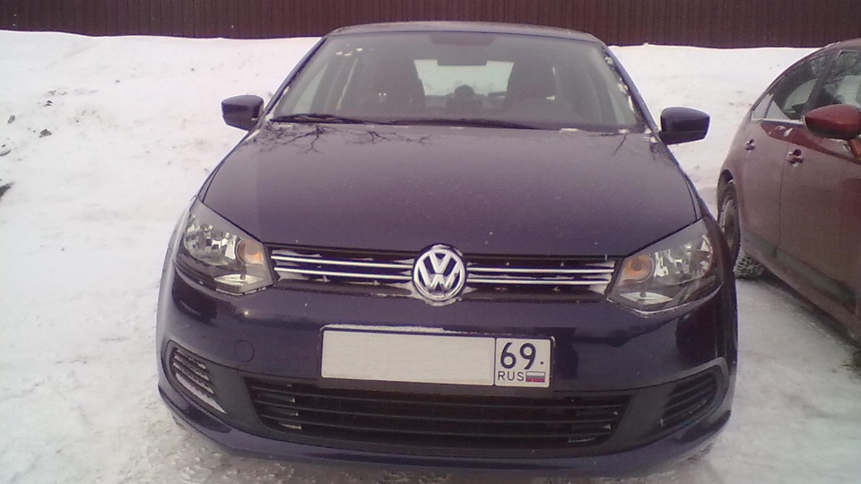 Масло — Volkswagen Polo Sedan, 1,6 л, 2012 года | расходники | DRIVE2