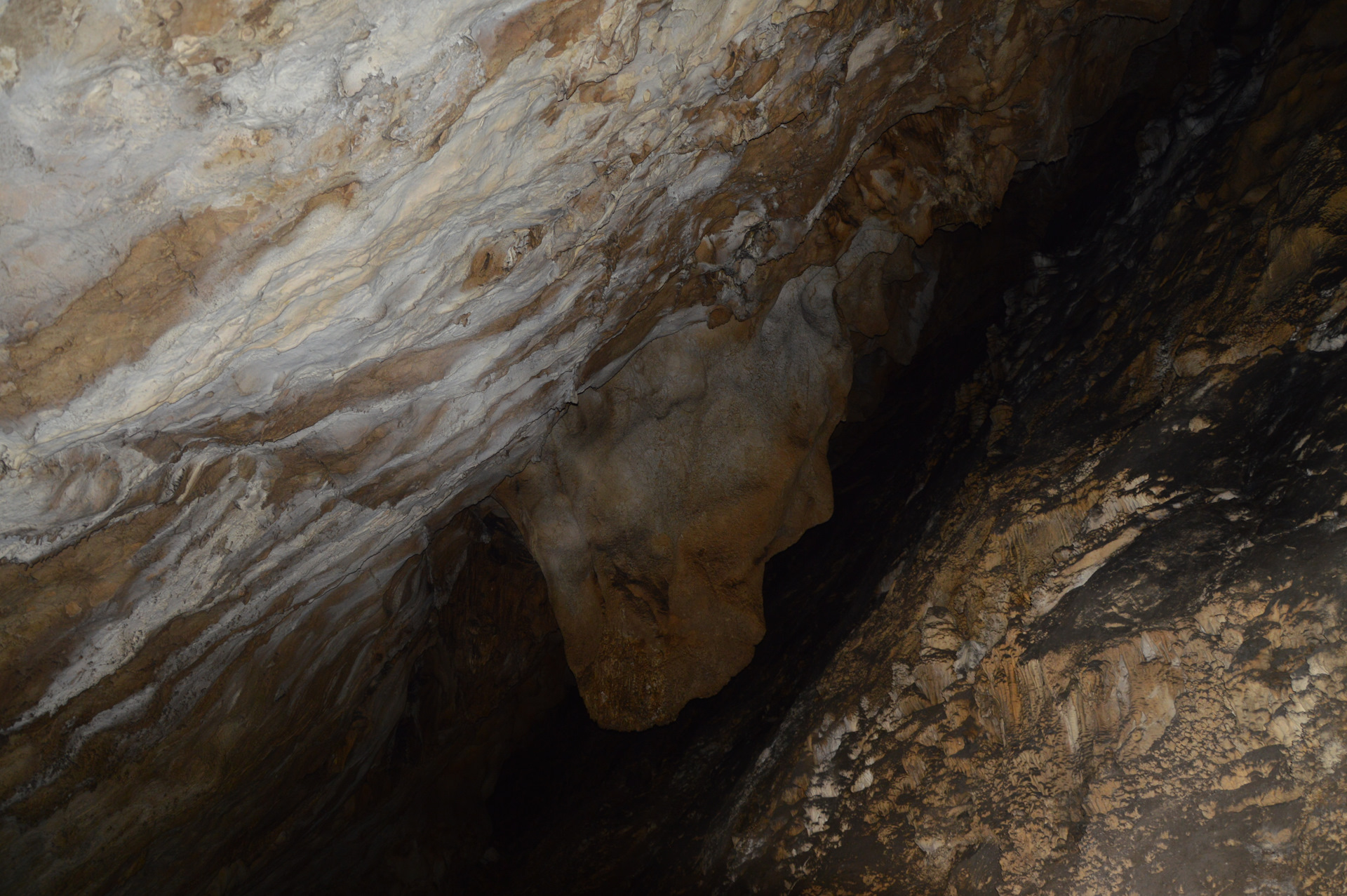 Курганская пещера в Хакасии