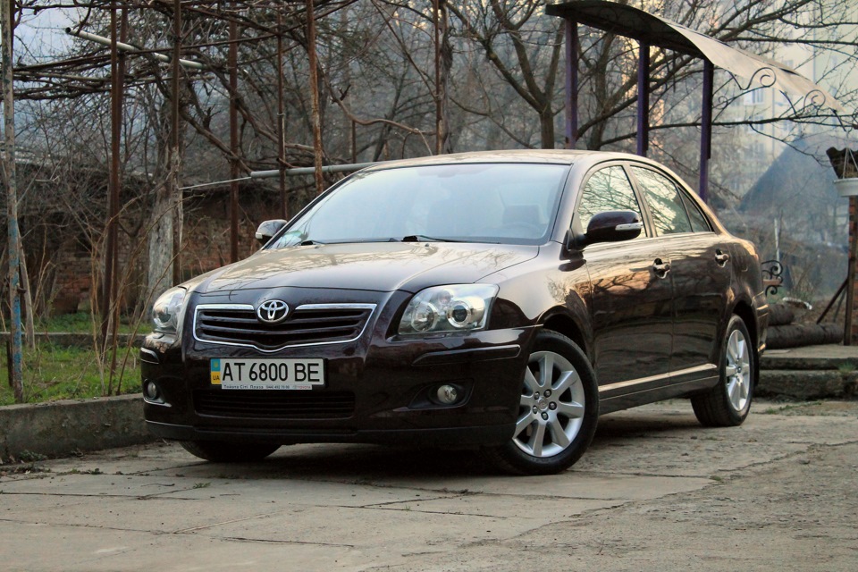 Фото тойота авенсис 2008