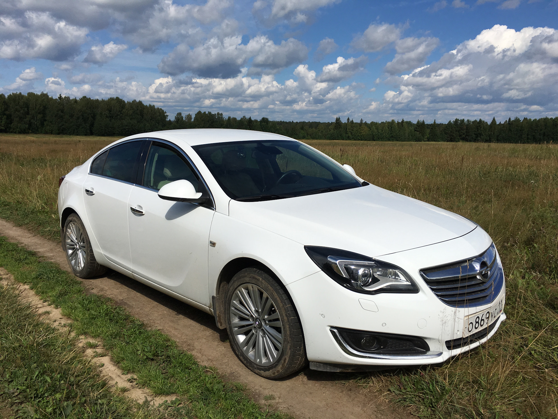 Opel Insignia. Свечи Опель Инсигния 1.8 механика.