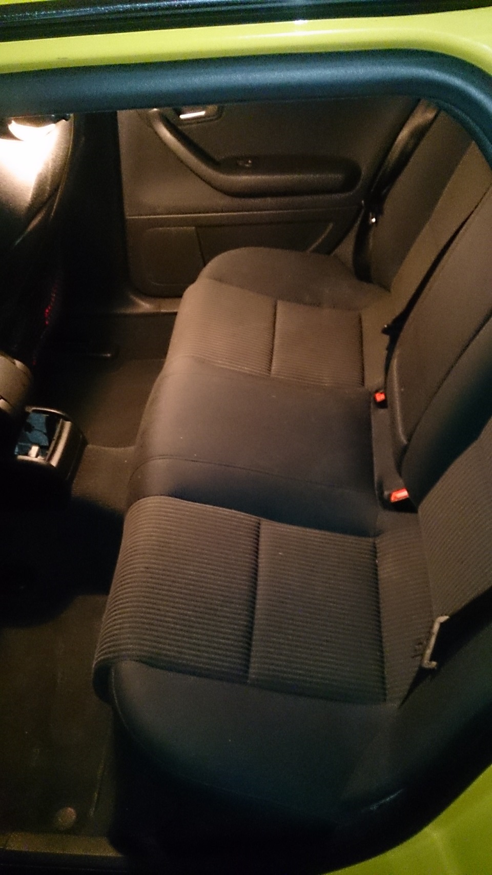 Установка креплений isofix в автомобиль. Смотреть фото Установка креплений isofix в автомобиль. Смотреть картинку Установка креплений isofix в автомобиль. Картинка про Установка креплений isofix в автомобиль. Фото Установка креплений isofix в автомобиль