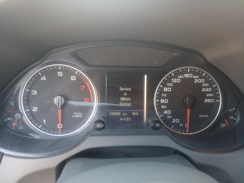 Замена масла — Audi Q5 (1G), 2 л, 2008 года | плановое ТО | DRIVE2