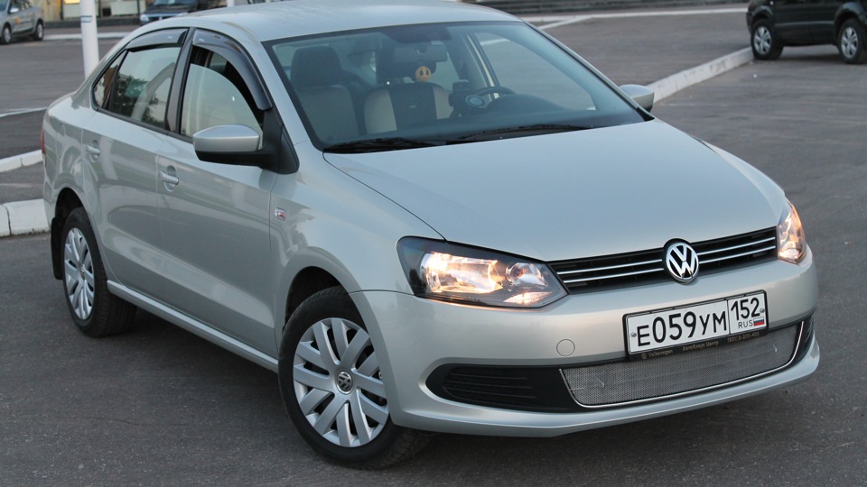 Volkswagen Polo Sedan 2010 Руководство Пользователя