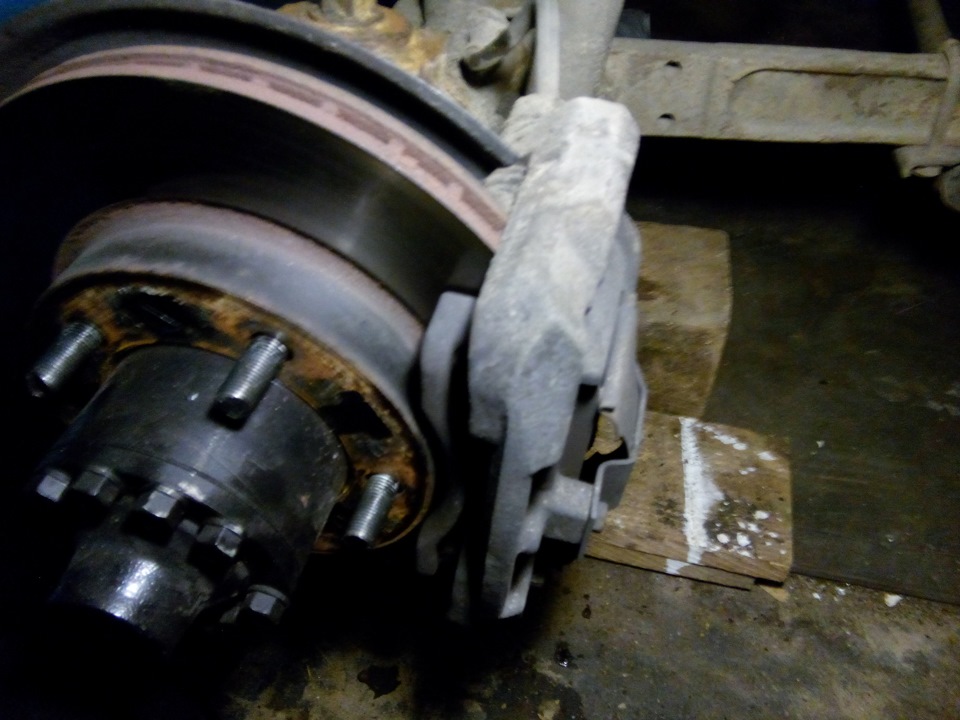 Рулевые наконечники, ремкомплект дискового тормоза и ключи для ...