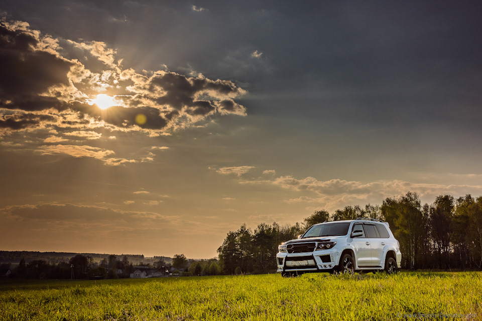 Фото в бортжурнале Toyota Land Cruiser 200