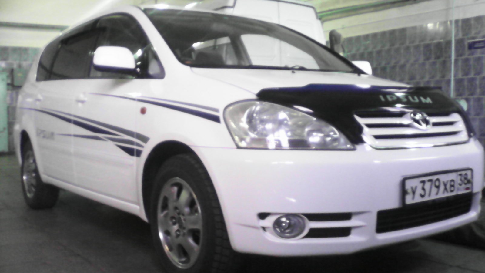 Toyota Ipsum (21) 2.4 бензиновый 2002 | на DRIVE2