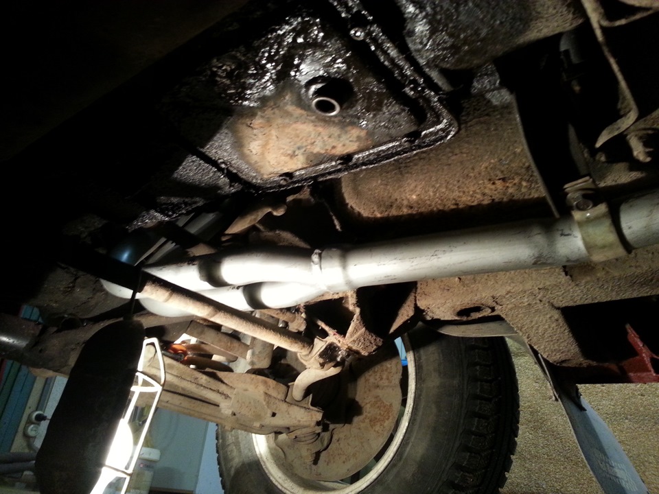 Приёмная труба или же штаны — Lada 4x4 3D, 1,7 л, 1997 года | своими ...