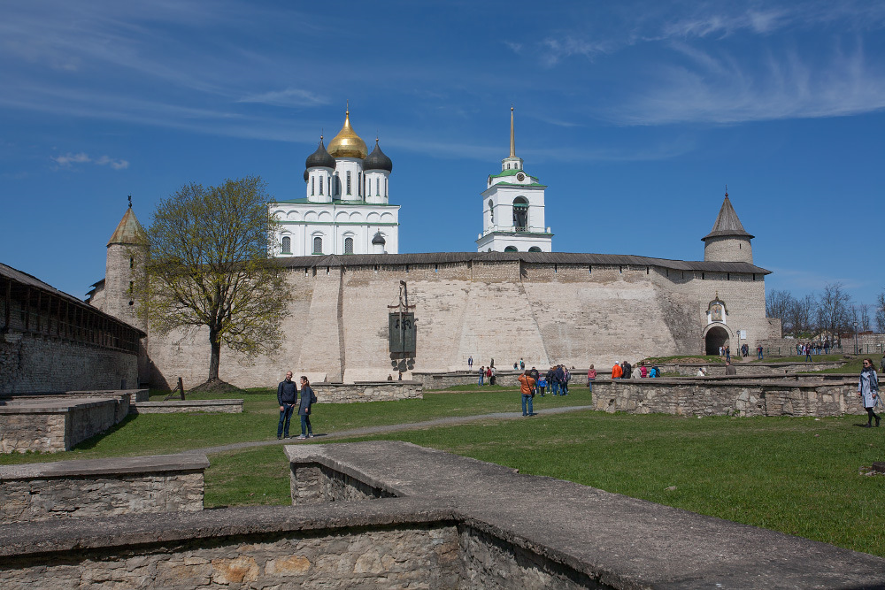 Довмонтов город фото