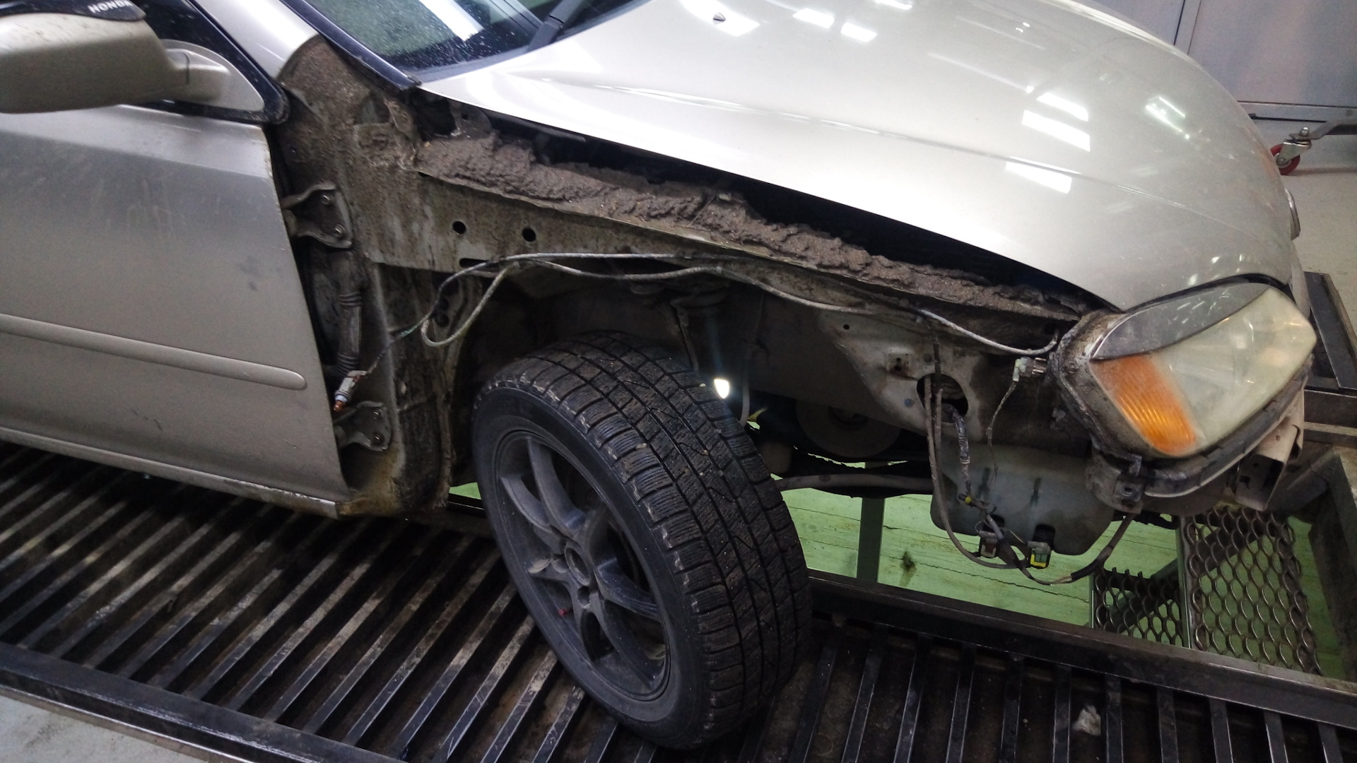 Можно ли ездить без подкрылка. Можно ли ездить без подкрылка. Вырезаем передние арки тойота gt86. Можно ли ездить без подкрылка. Веста задняя торсионная подвеска.