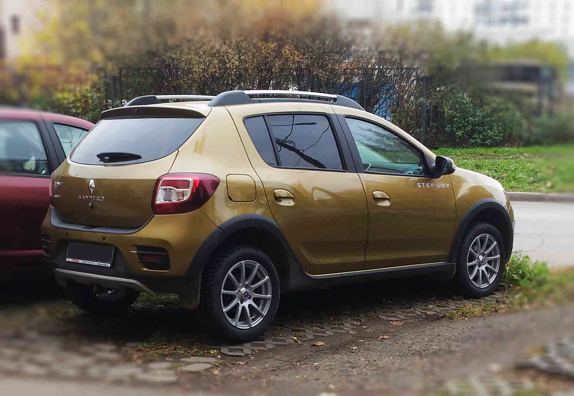 Литые диски на рено сандеро степвей. Renault Sandero Stepway диски 16. Рено Сандеро степвей r17. Рено Сандеро степвей 2 17. Диски на Рено Сандеро степвей r16.