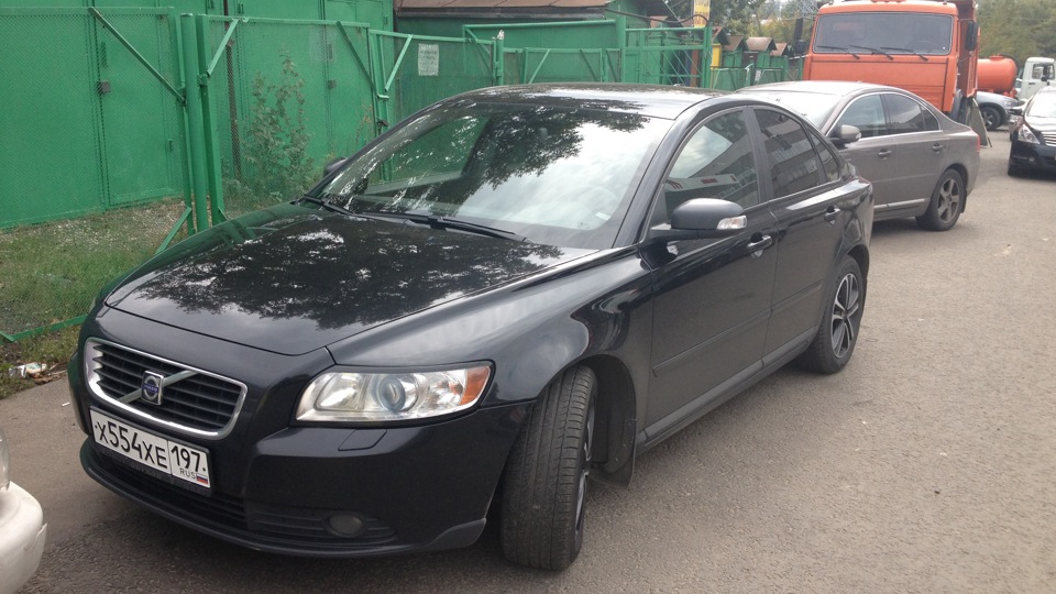 Потекло масло — Volvo S40 (2G), 2,4 л, 2007 года | поломка | DRIVE2
