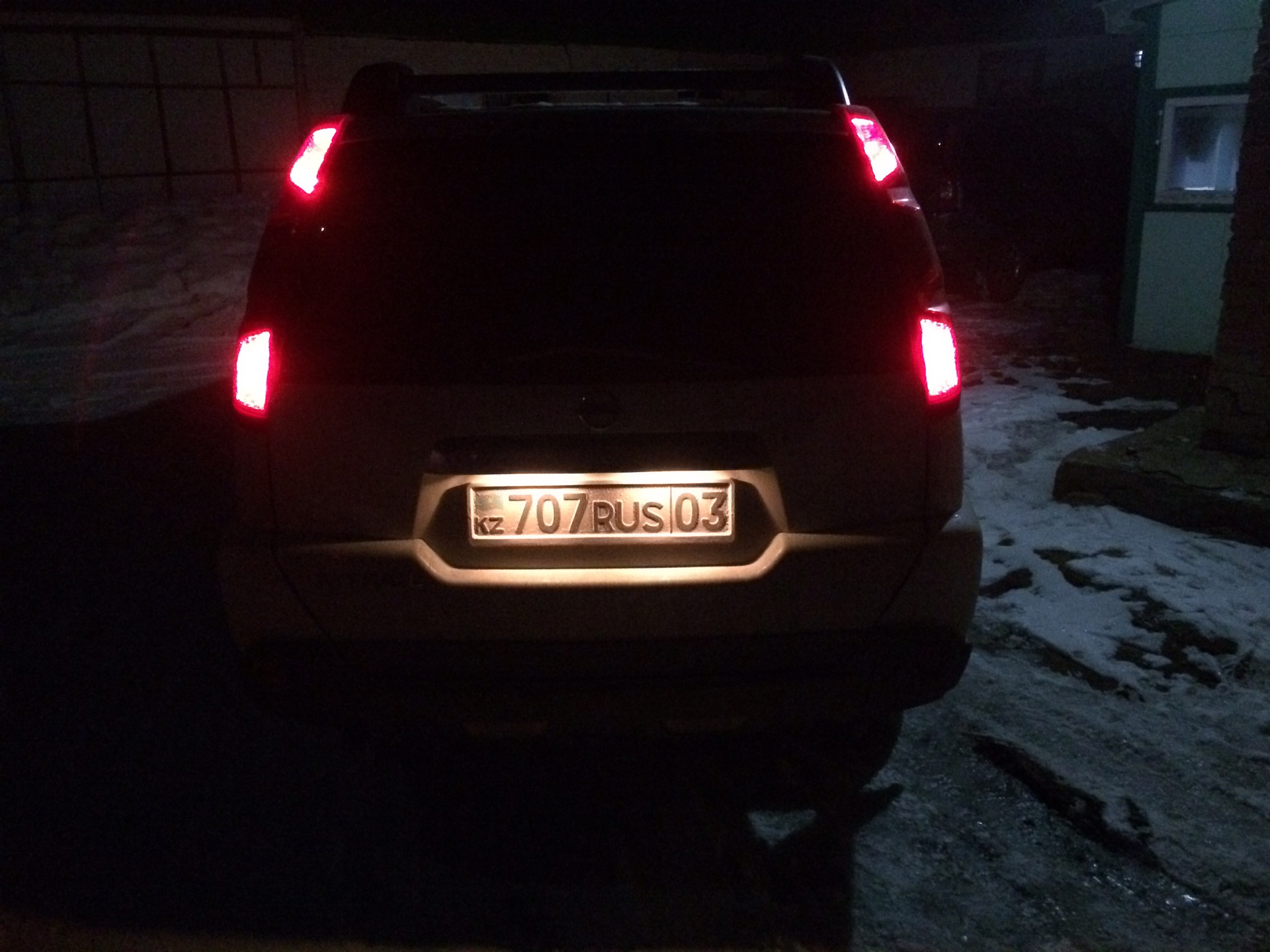 Габаритный огонь ниссан х трейл. Nissan x trail t31 дорестайл. Светодиодные лампы на ниссан х-трейл т31. Габаритный огонь ниссан х трейл. Nissan x-trail t31.