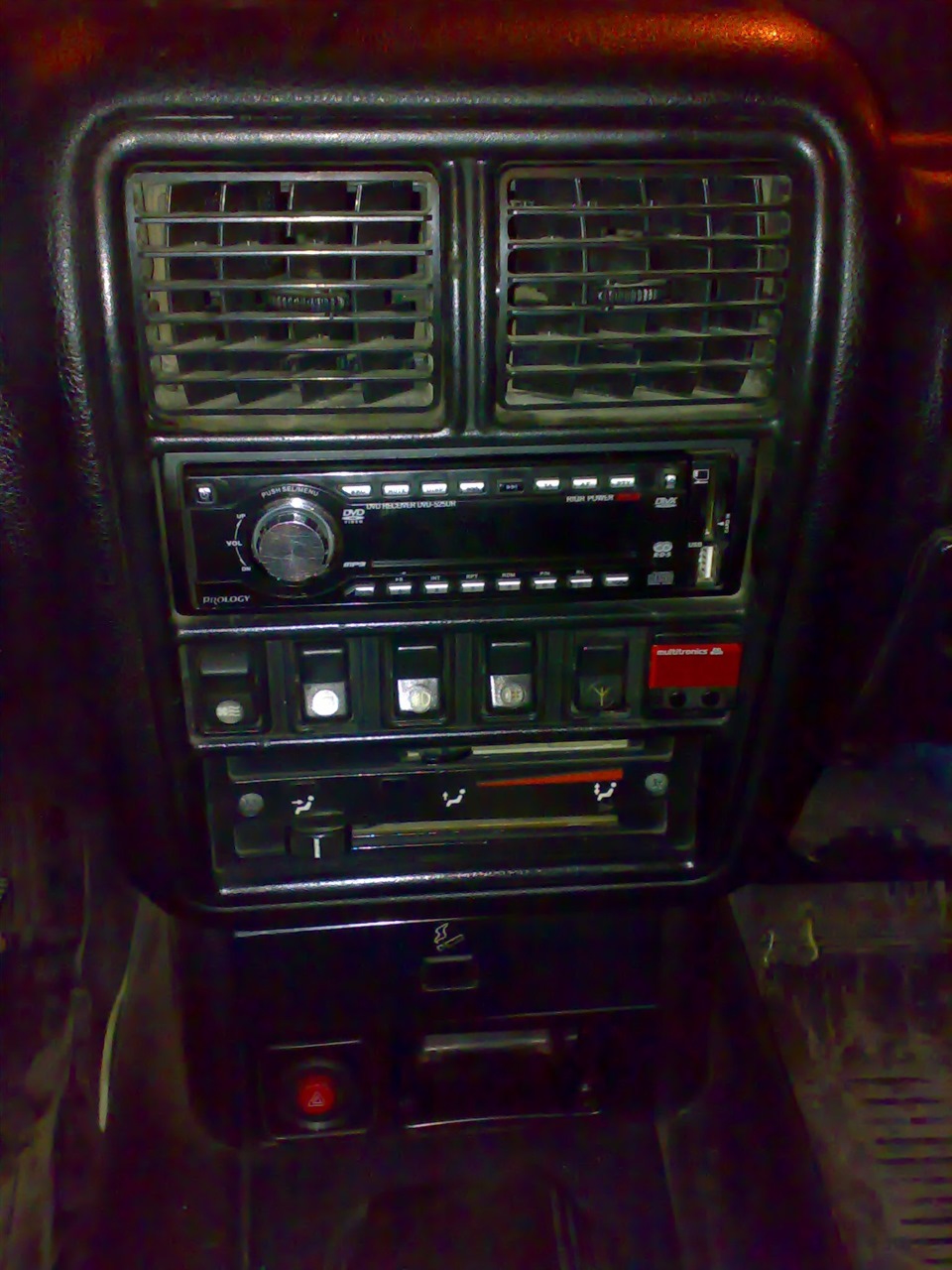 тв двд — ГАЗ 3102, 2,3 л, 1999 года | автозвук | DRIVE2