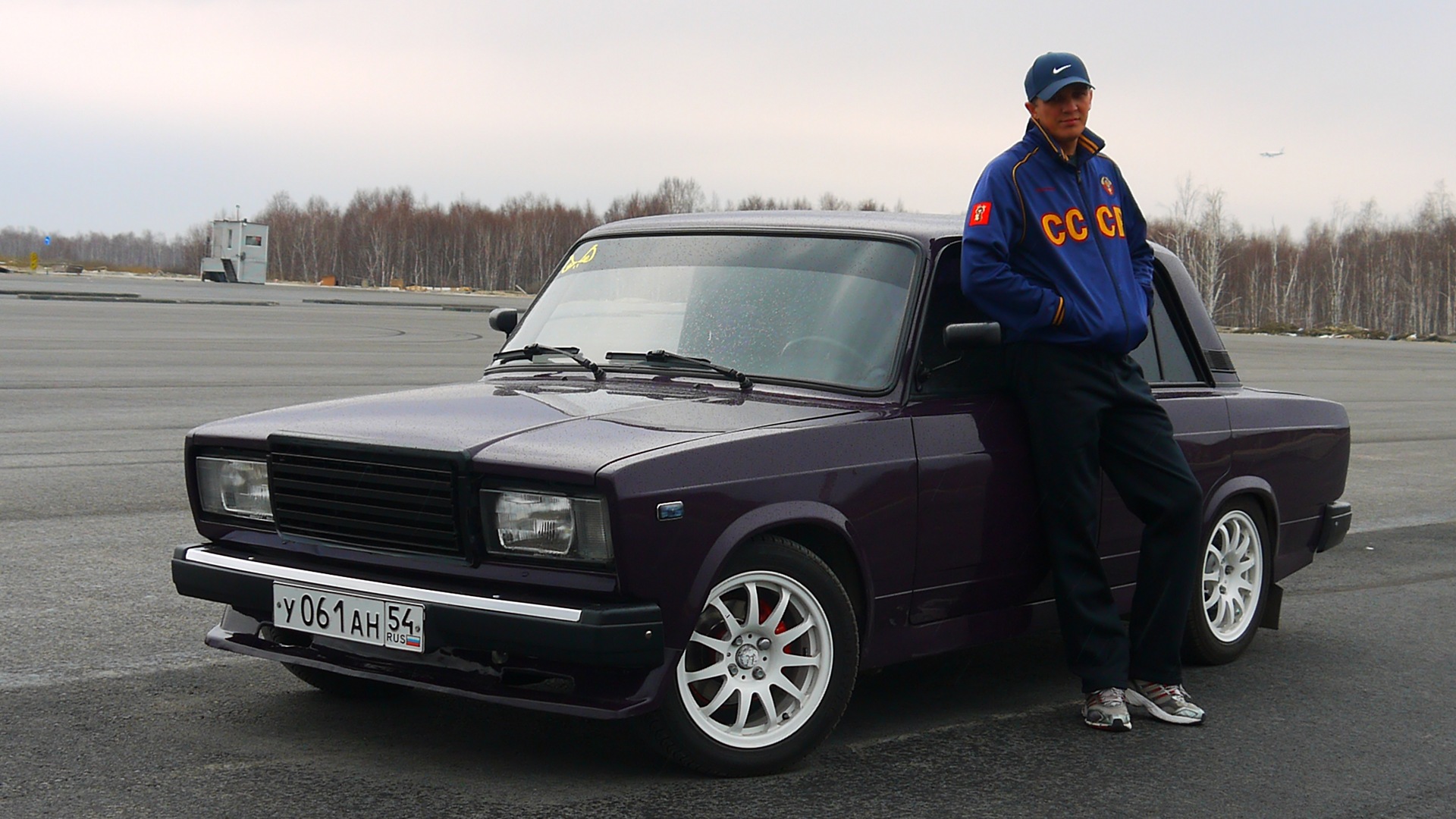 Lada 2107 1.6 бензиновый 2001 | строгий-злой.Новосибирск на DRIVE2