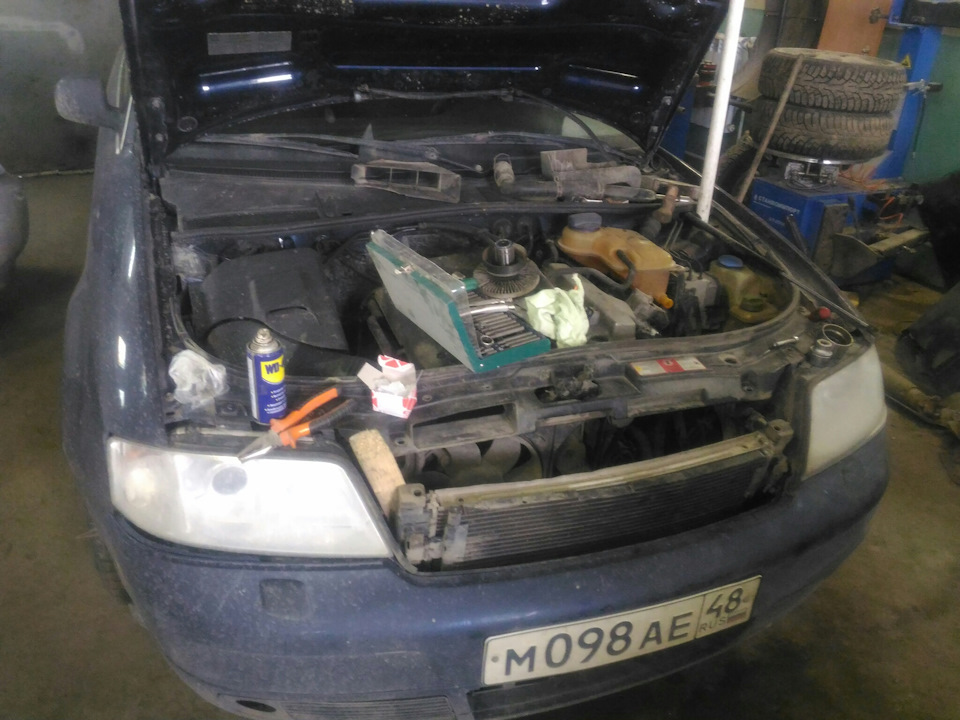 Замена подшипника вискомуфты — Audi A6 (C5), 1,8 л, 1999 года | своими ...