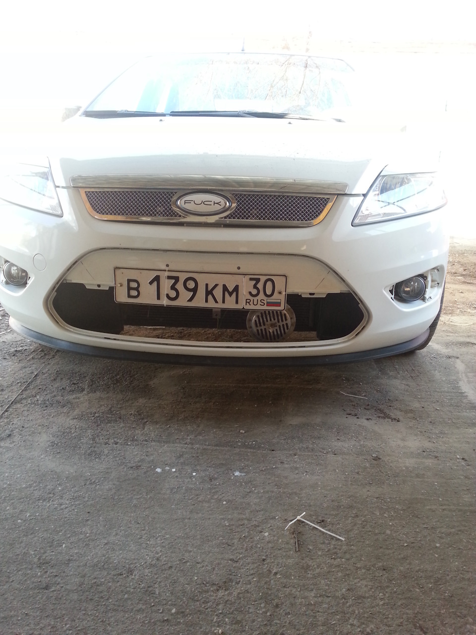 Губешка (сплитер) на передний бампер. — Ford Focus II Hatchback, 1,6 л ...