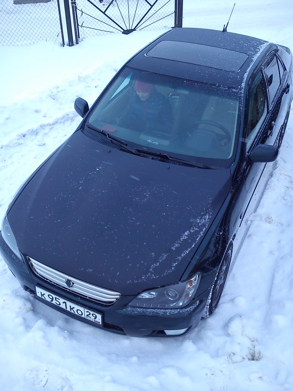 фото моей любимой машинки, после мойки =) — Lexus IS, 2 л, 1999 года ...