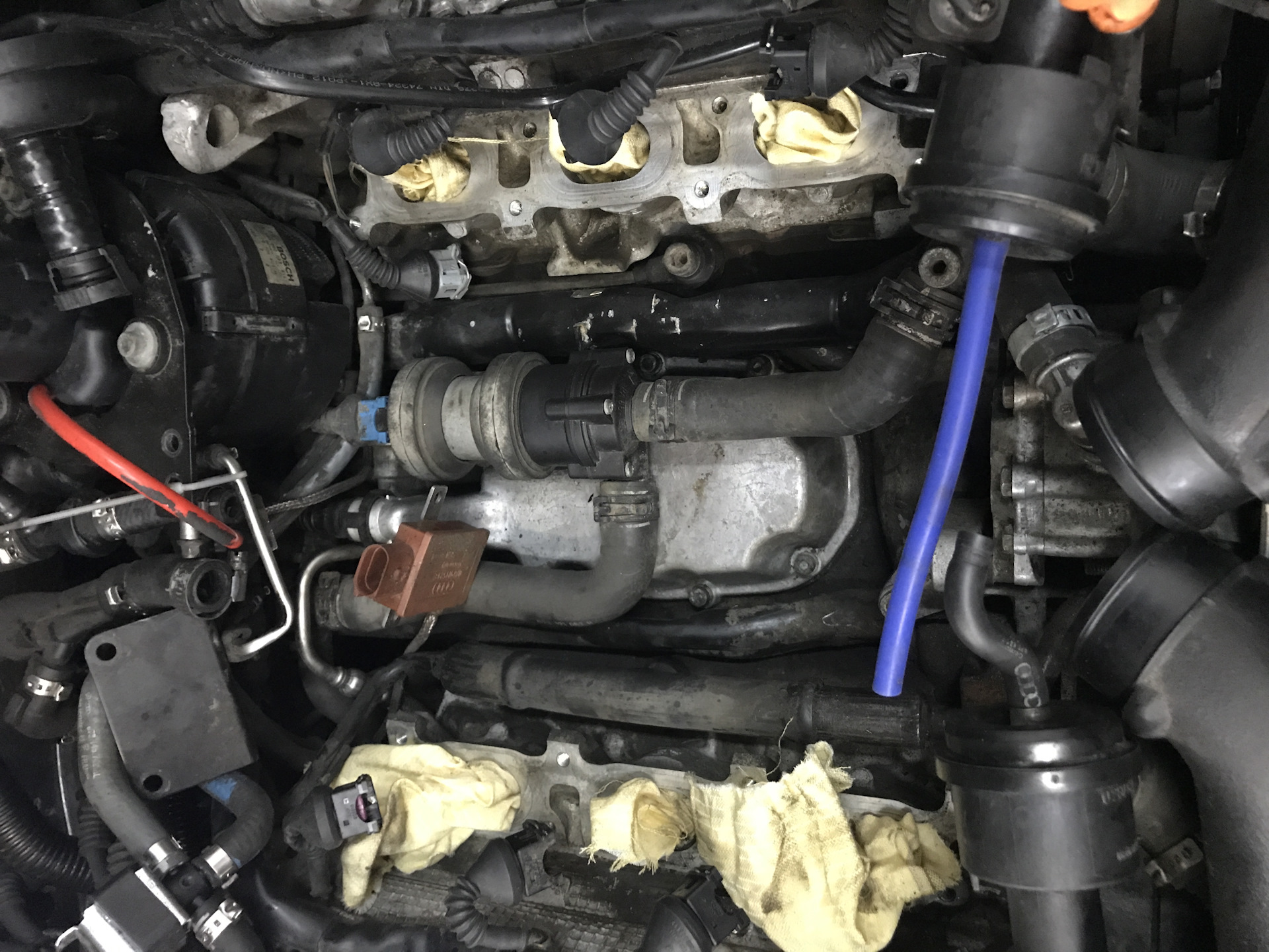 Клапан вкг чери. Фольксваген 1. Клапан вентиляции картерных газов ауди а4 1. 7вкг 30 7. Клапан регулировки давления 1.