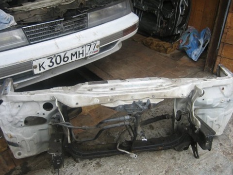 start - Toyota Soarer 30 L 1991