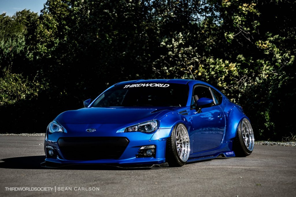 Subaru BRZ стэнс