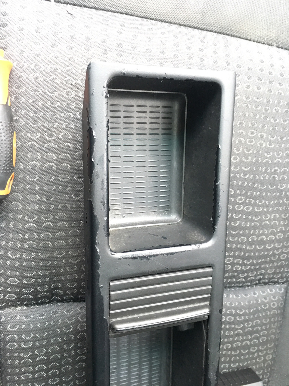 Восстановление "софт тач" покрытия — BMW 3 series (E46), 1,8 л, 2004 ...