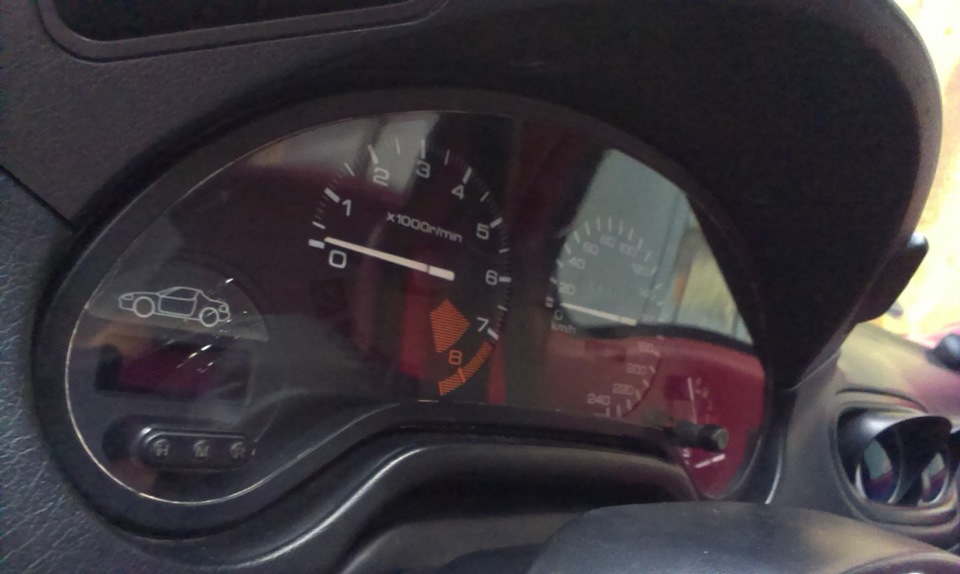 Полировка панели приборов — Honda CR-X Del Sol, 1,8 л, 1993 года ...