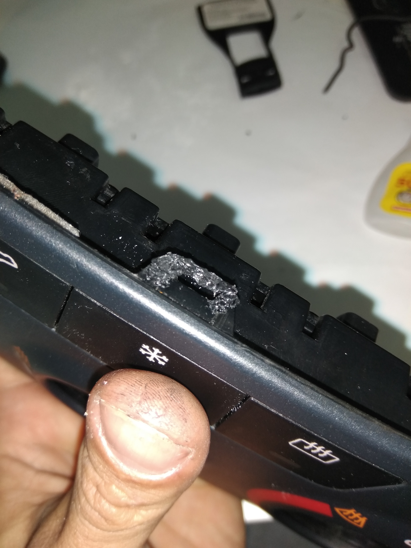 Дергается во время движения при нажатии и отпускании педали газа. — DRIVE2