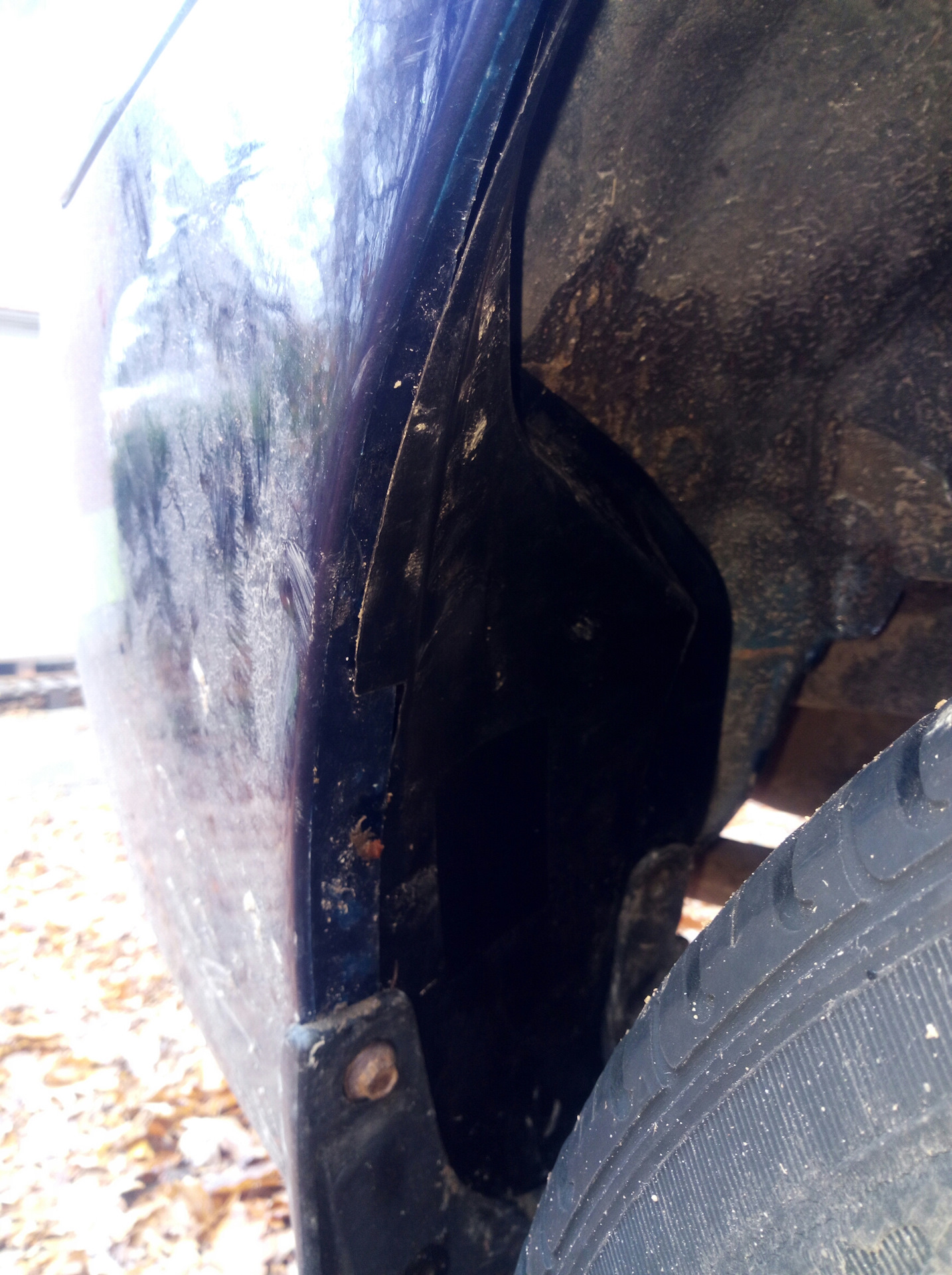 Gl 164 сгнили передние крылья. Сгнил подкрылок. Подкрылки калина сгнили задние. Сгнил подкрылок. Хендай элантра 2004 подкрылок.