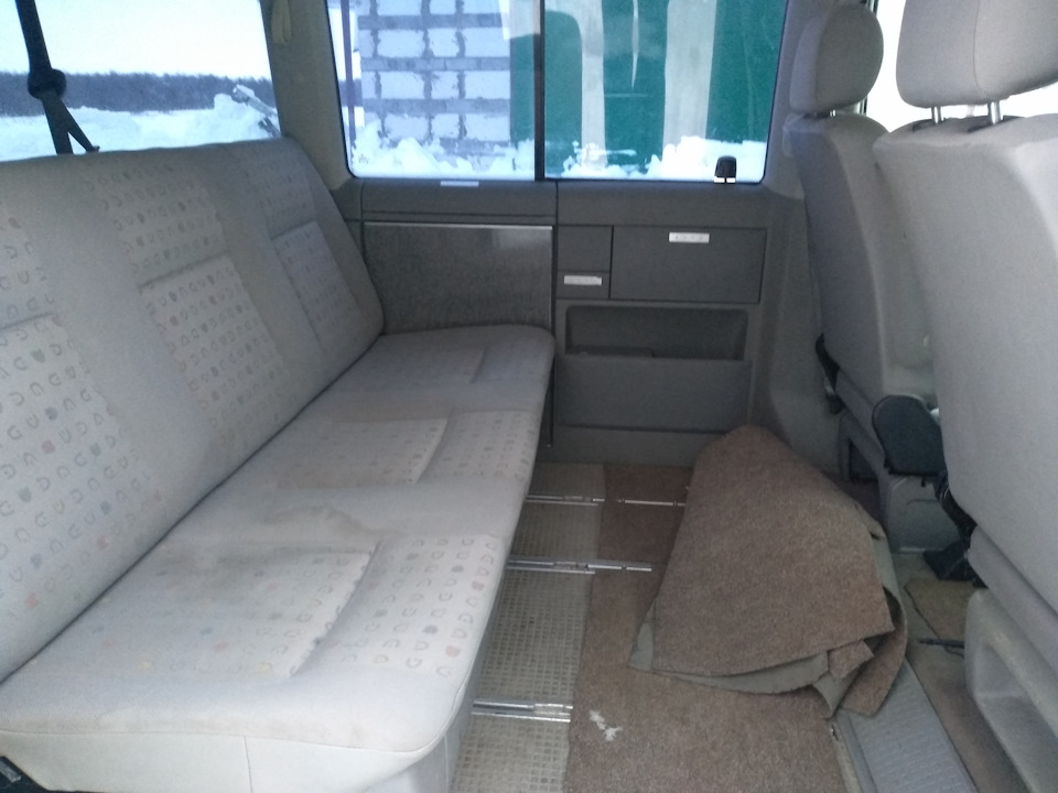 Фото в бортжурнале Volkswagen Multivan (T4)