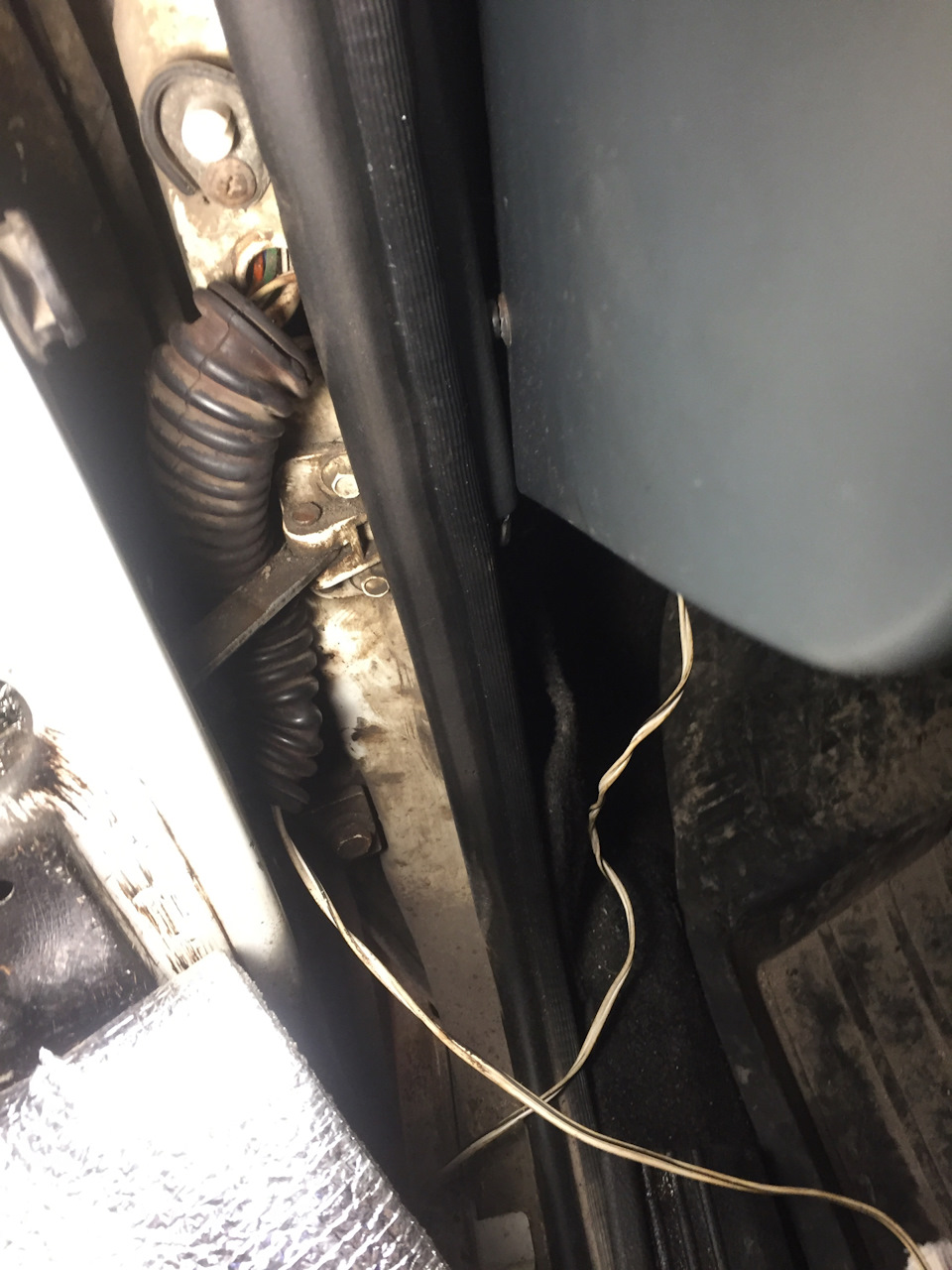 #14 Подключение обогрева зеркал заднего вида — Lada 2115, 1,6 л, 2011 ...