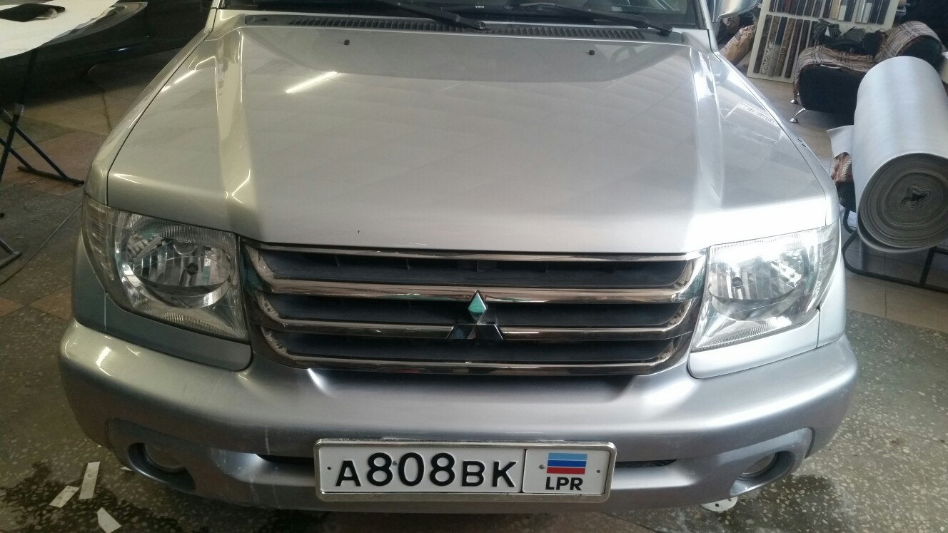 Полировка и бронирование фар — Mitsubishi Pajero iO, 1,8 л, 2005 года ...