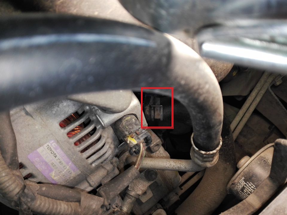 Замена хомута на пыльнике привода и поправка хомута на патрубке ...