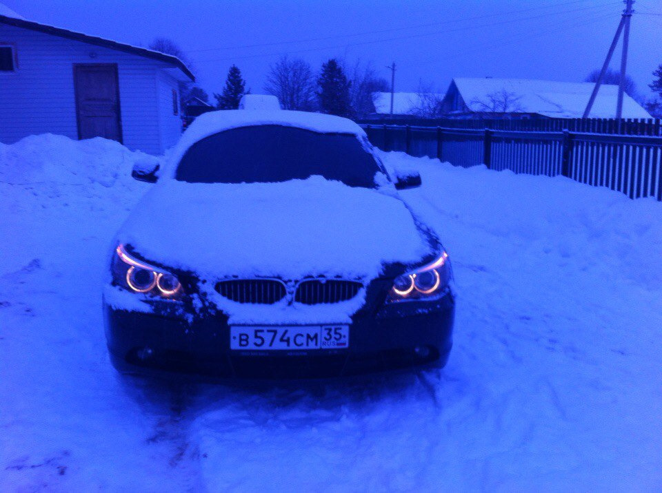 Умерли лампы ксенона в туманках — BMW 5 series (E60), 2,5 л, 2006 года ...