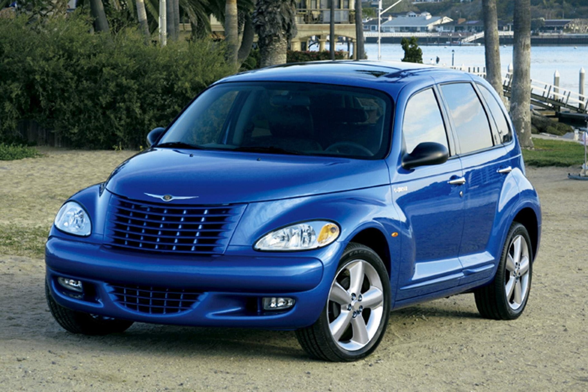 Крайслер пт крузер. Chrysler pt Cruiser 2001. Chrysler pt Cruiser 2001 года. Chrysler pt Cruiser gt. Chrysler pt Cruiser (pt) '2000–06.