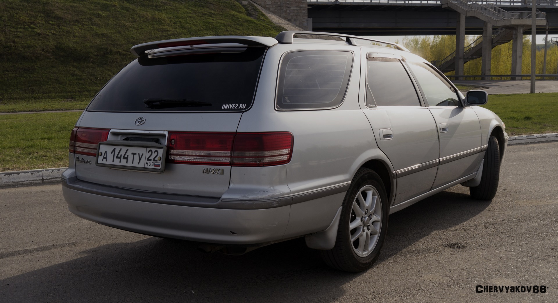 Toyota Mark 2 Wagon Qualis