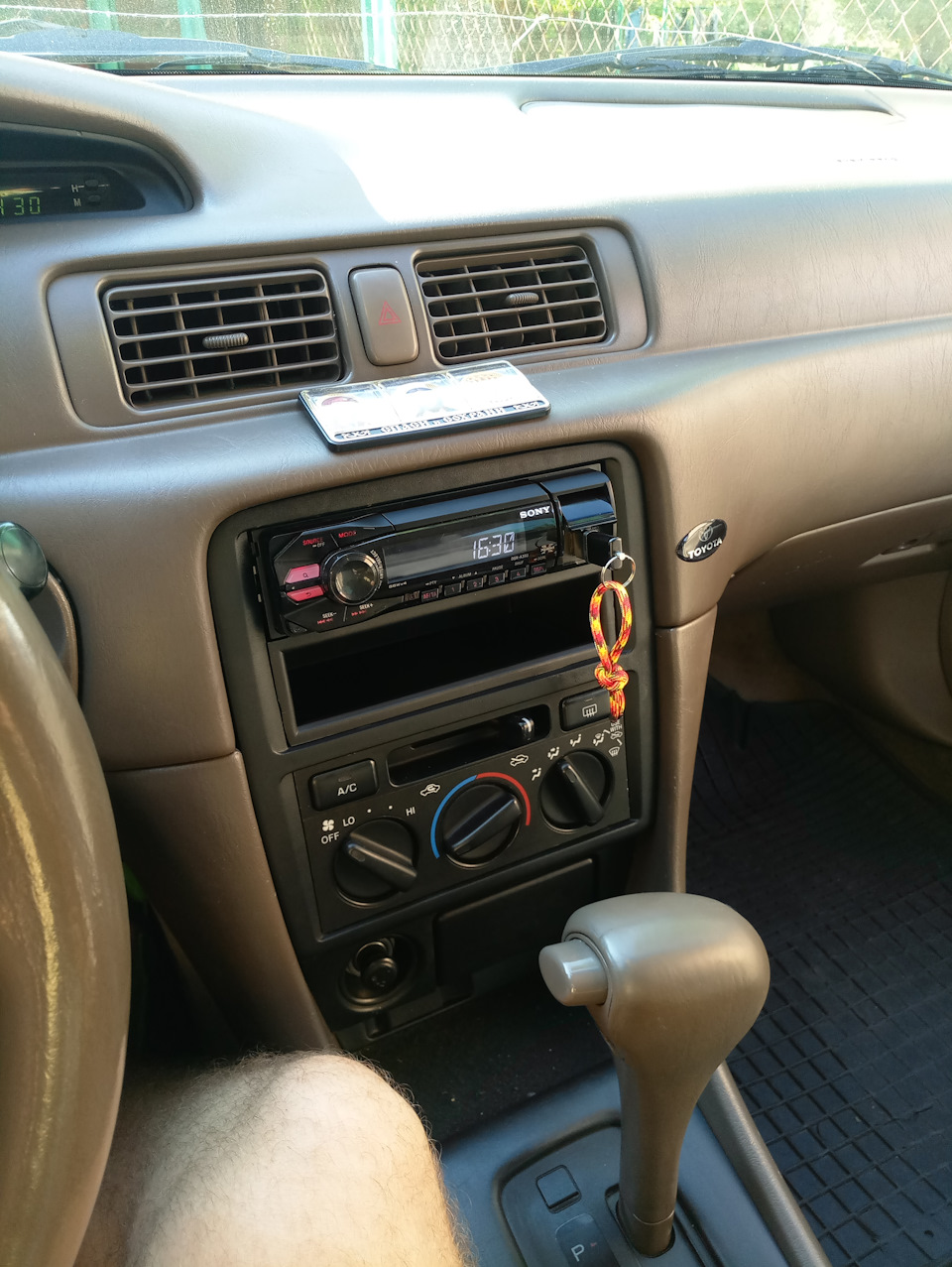 Замена штатной магнитолы Toyota 16814 2din на Sony dsx35u 1din — Toyota ...